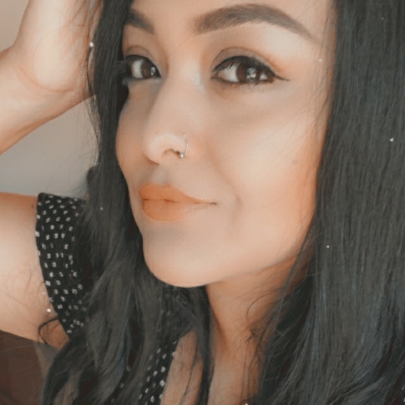 Hello! My name is Jessica - Picture 1 of 2